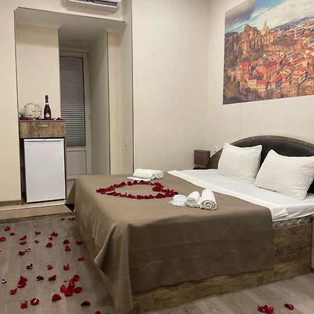 Sweet Rooms Inn Tbilisi Exteriör bild